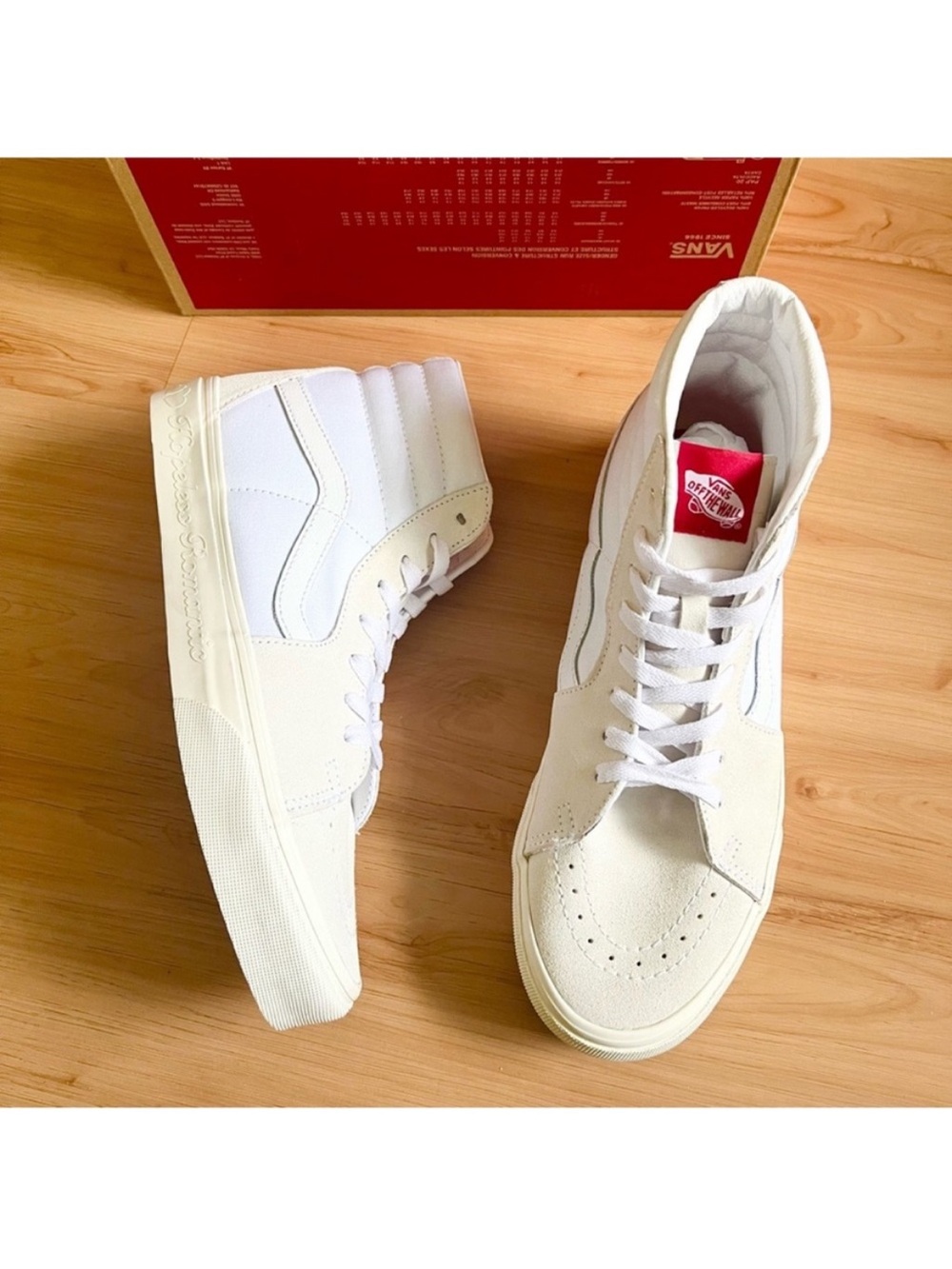 Vans Sk8-Hi Secret Lover True White
Women 12.US - Picture 4 of 10